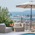 Apartman Luxury With Breathtaking View & Private Pool