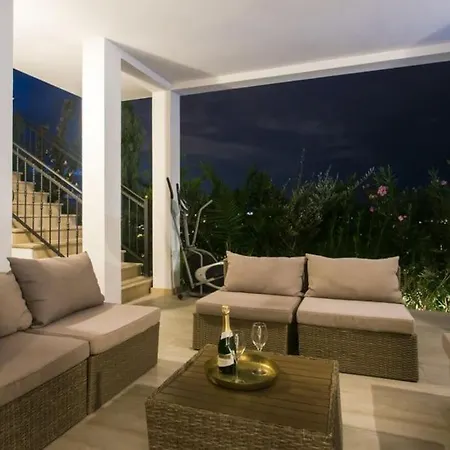 דירה Luxury With Breathtaking View & Private Pool פודסטראנה